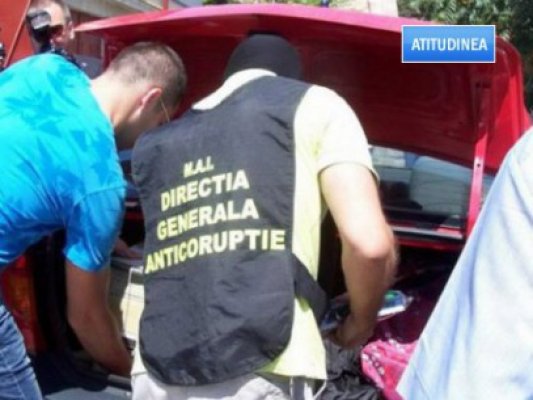 DGA cumpără aparatură de urmărire şi filaj de 10.000 de euro, din bani europeni